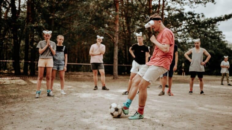 Bal op de strafschopstip met keeper op de doellijn bij een beslissende penalty